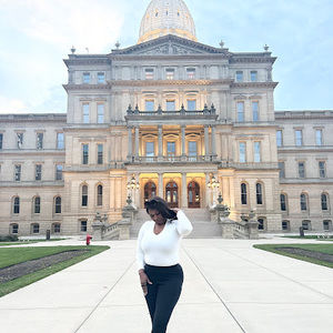 Meet your Posher, Bintu